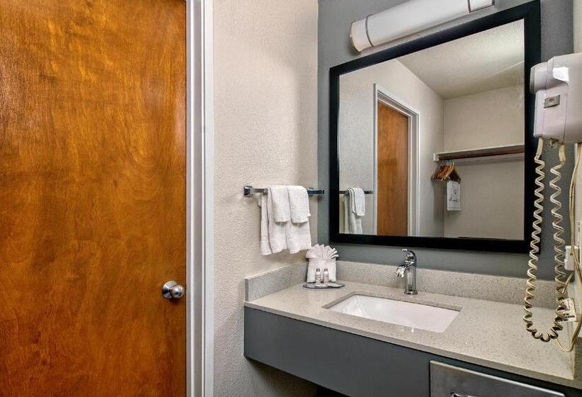 Номер Стандарт 2 Двуспальные Кровати, Quality Inn & Suites South San Jose / Morgan Hill