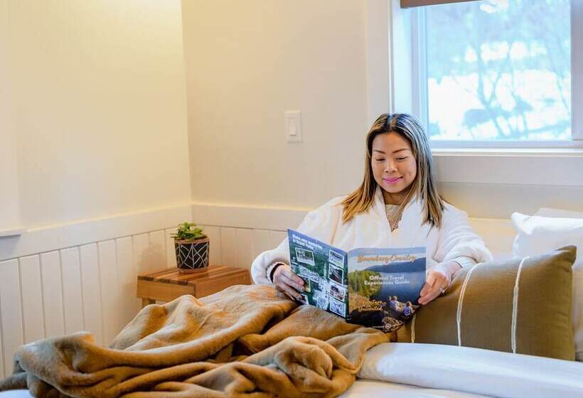 小室, Barefoot Villas And Retreat