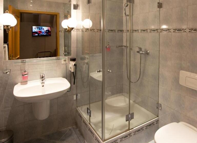 Номер Стандарт, Romantik Hotel Zu Den Drei Sternen