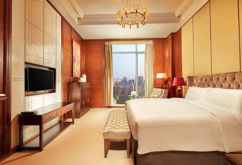 سوئیت پرزیدنت, Hilton Izmir
