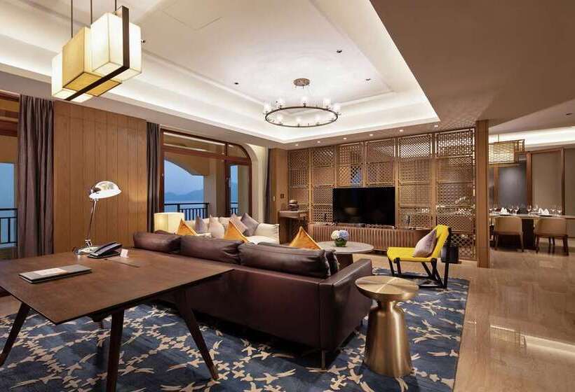 سوئیت پرزیدنت, Hilton Izmir