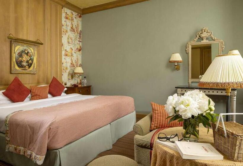 Suite, Chambiges Elysees