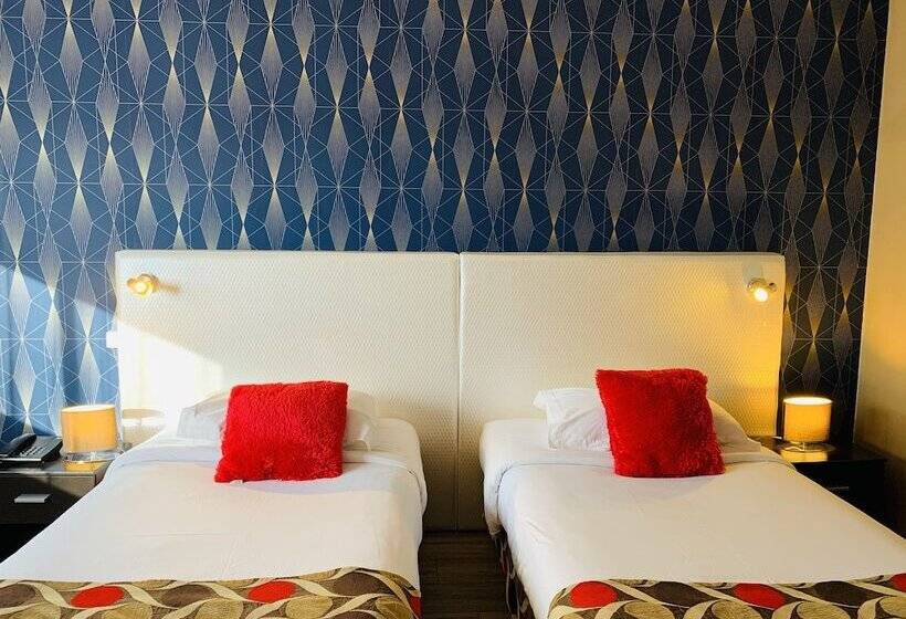 Номер Стандарт, Grand Hôtel De Nîmes 4 étoiles