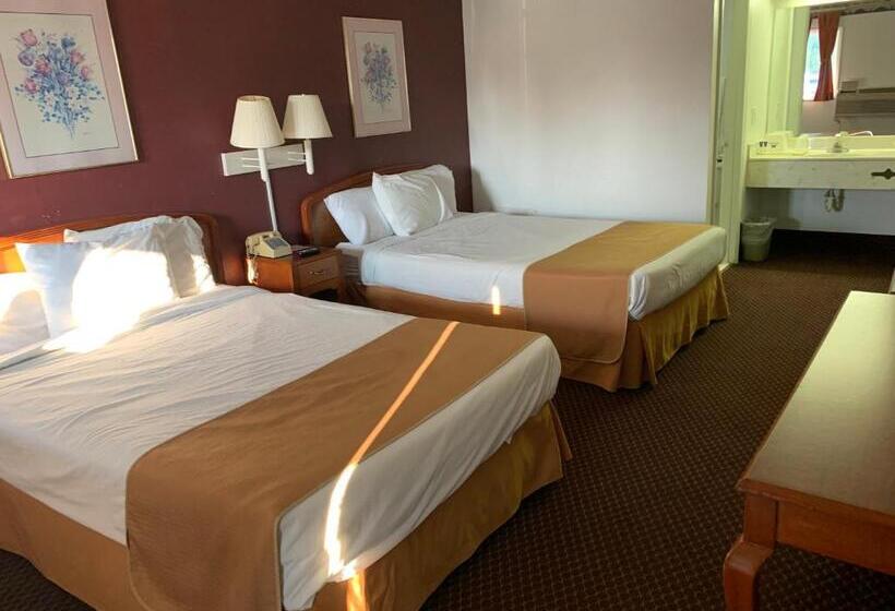 חדר סטנדרט שתי מיטות זוגיות, Americas Best Value Inn Roxboro