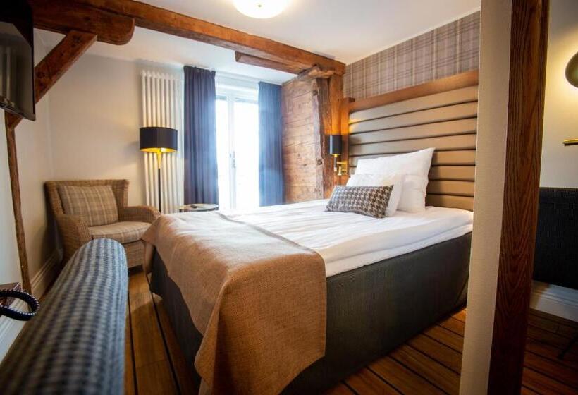 标准间带阳台, Clarion Collection Hotel Packhuset