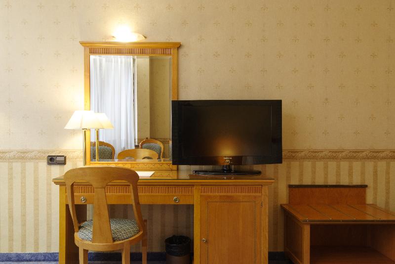 Pokój Standard Łóżko King Size, Embassy