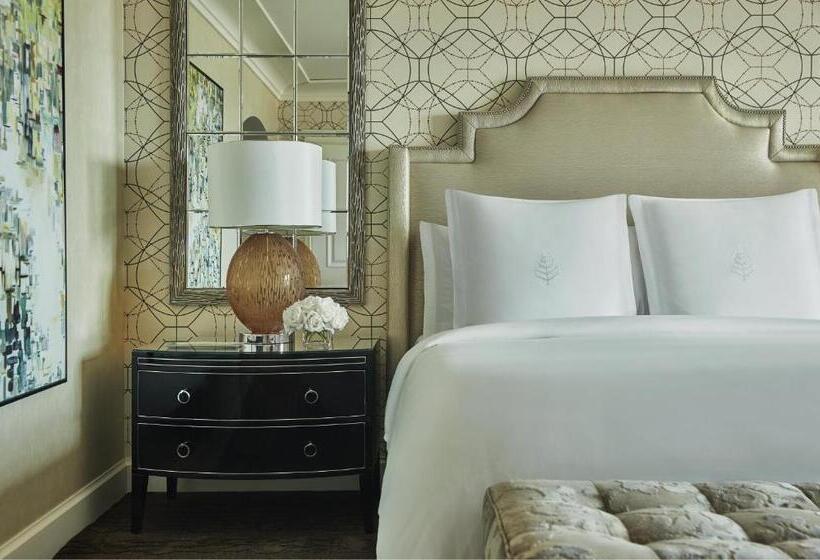 اتاق سوپریور با تخت بزرگ, Four Seasons Hotel Las Vegas