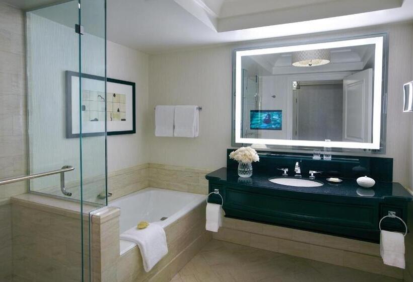 سوئیت برای معلولان, Four Seasons Hotel Las Vegas