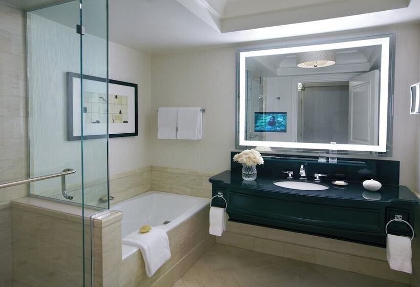 سوئیت پریمیوم, Four Seasons Hotel Las Vegas