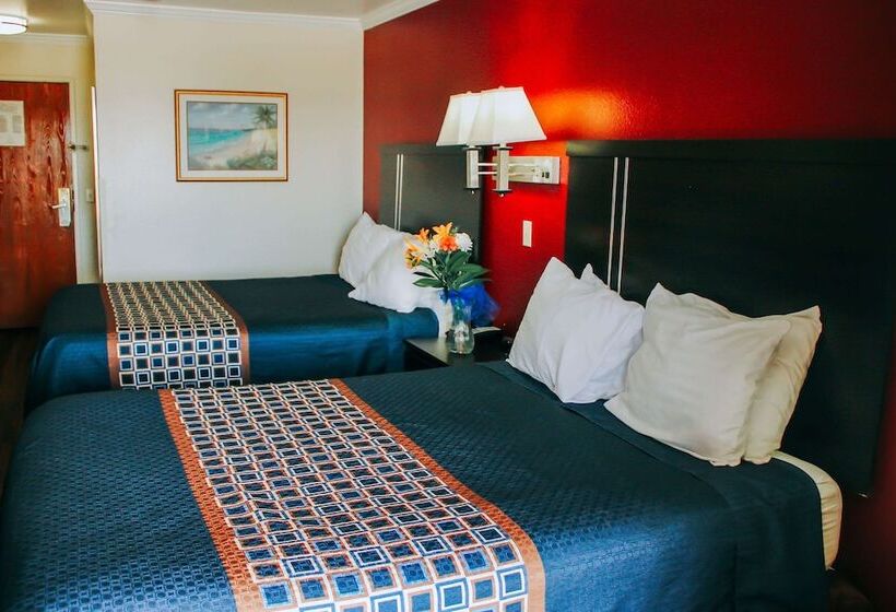 스탠다드 룸 더블 침대 2개, Rodeway Inn & Suites