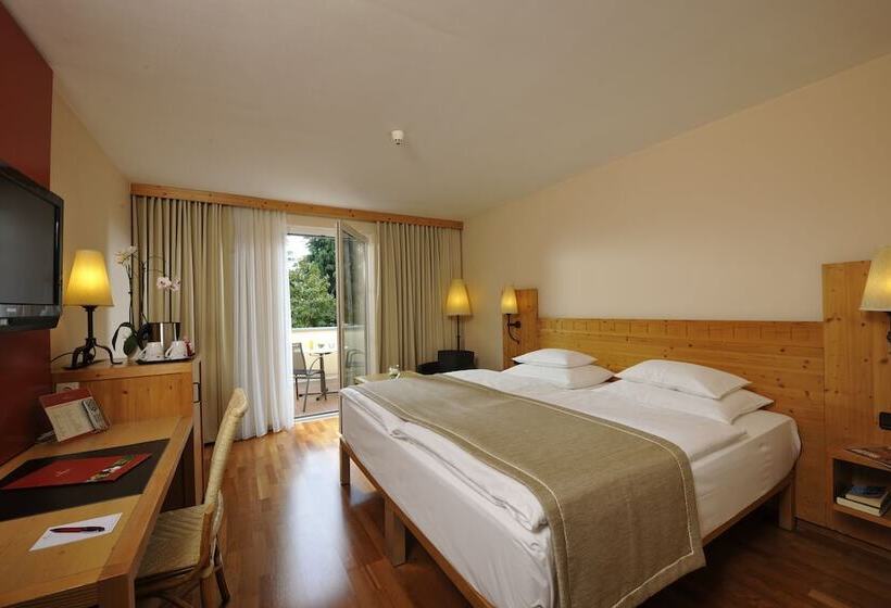 스탠다드 룸 가든 전망, Rogner Hotel Tirana