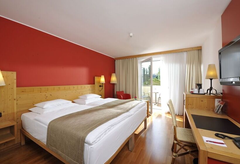 스탠다드 룸 가든 전망, Rogner Hotel Tirana