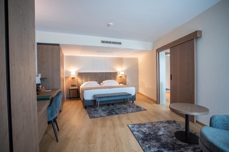 가든 전망 스위트, Rogner Hotel Tirana