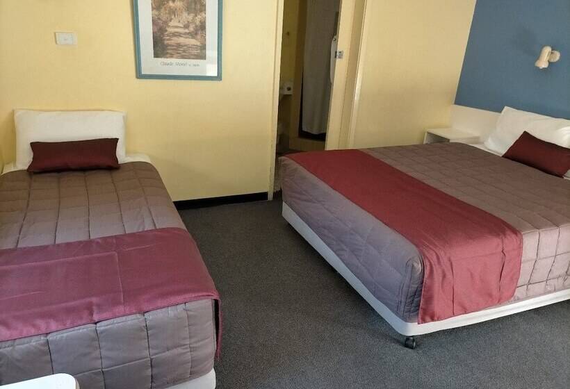 Номер Стандарт, Country Motor Inn