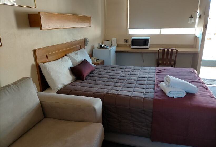 Номер Стандарт Индивидуальный, Country Motor Inn