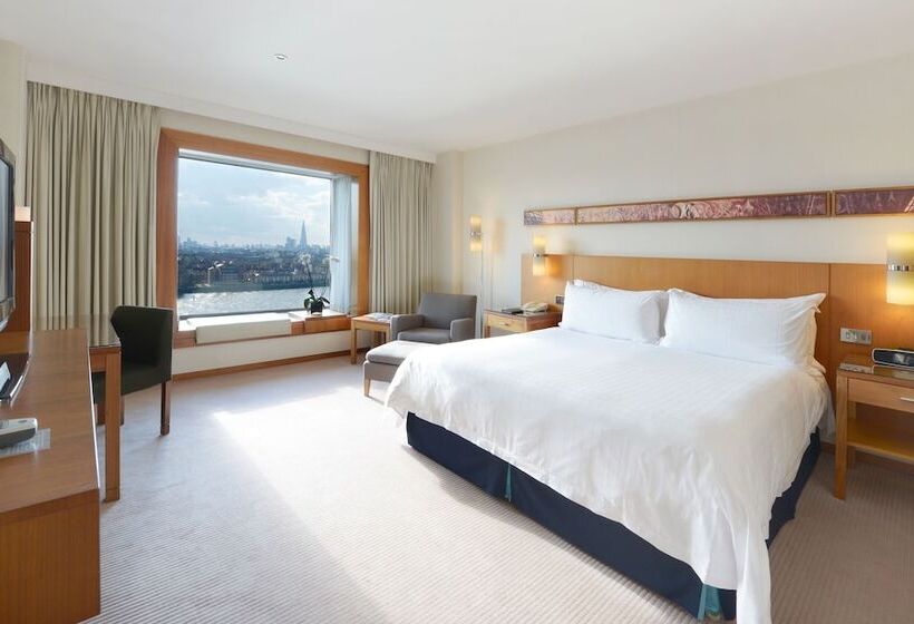 Президентский Люкс, Canary Riverside Plaza
