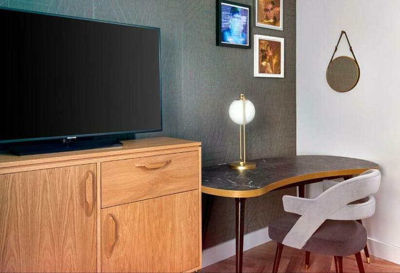 Номер Superior, Nyx Hotel London Holborn By Leonardo Hotels