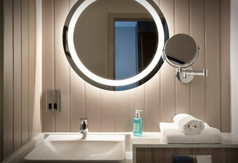 Номер Superior, Leonardo Royal Edinburgh