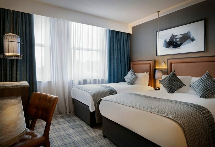 Трехместный Номер Superior, Leonardo Royal Edinburgh