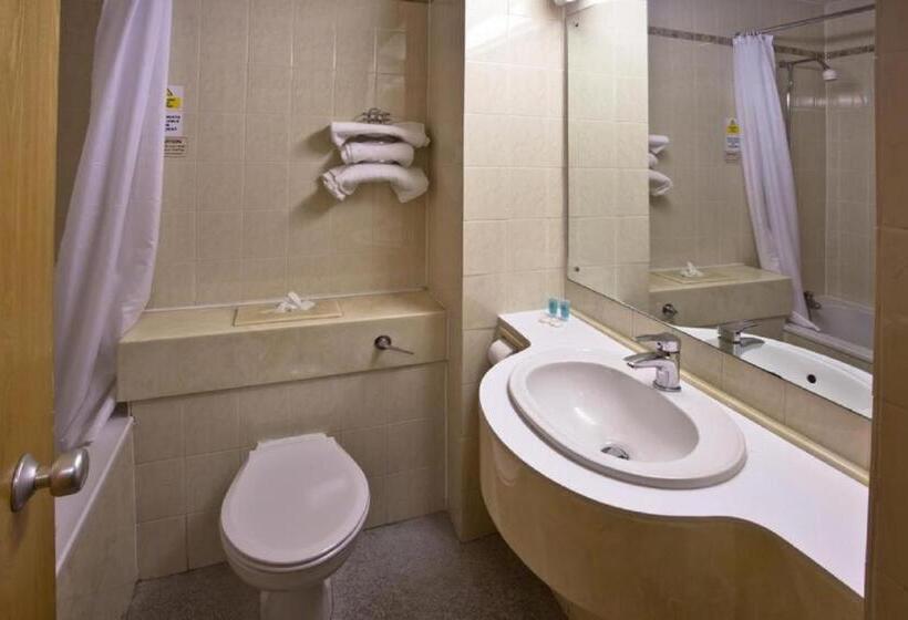 Номер Стандарт Индивидуальный, Britannia Hotel Wigan