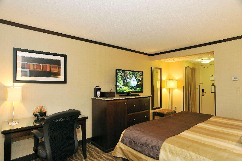 キングサイズベッドのスタンダードルーム, Best Western Premier Denham Inn & Suites