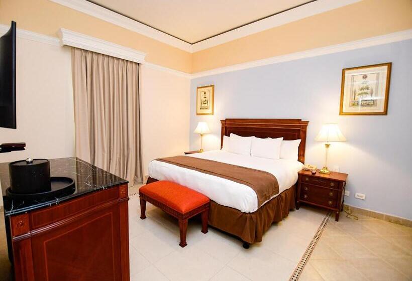اتاق لوکس با تخت بزرگ, El Prado