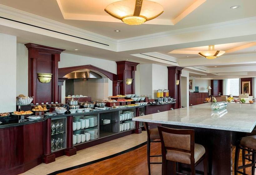 Номер Executive, Jw Marriott Quito