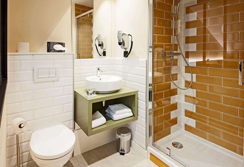 اتاق استاندارد, Quality Hotel Clermont Kennedy