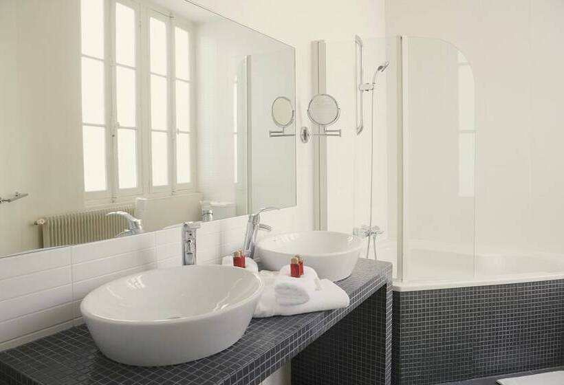 Номер Deluxe, Hôtel Bristol Pau
