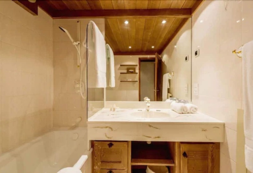 Номер Deluxe, Hôtel Les Sherpas