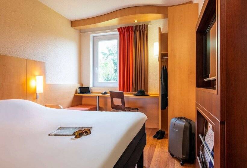 Номер Стандарт, Ibis Nuitssaintgeorges