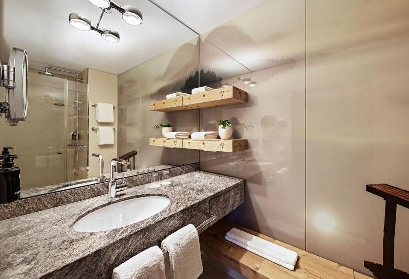 Номер Стандарт Индивидуальный, Lindner Hotel Oberstaufen Parkhotel, Part Of Jdv By Hyatt