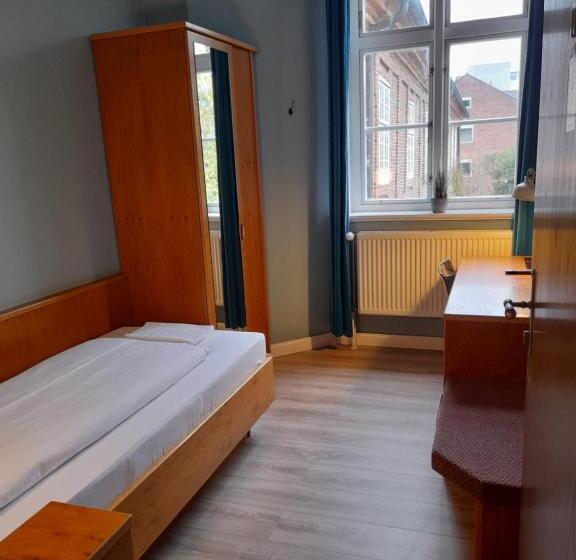 Номер Стандарт Индивидуальный, Pelli Hof Rendsburg By Tulip Inn