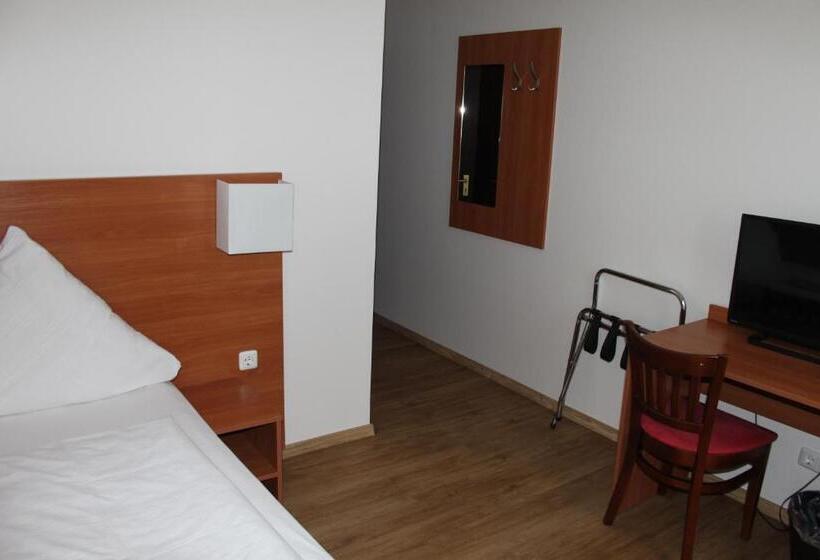 Номер Стандарт Индивидуальный, Stadt Gut Hotel Zum Rathaus
