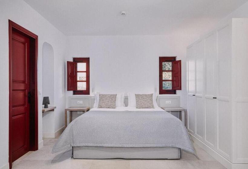 스위트 킹사이즈 침대, Vedema, A Luxury Collection Resort, Santorini