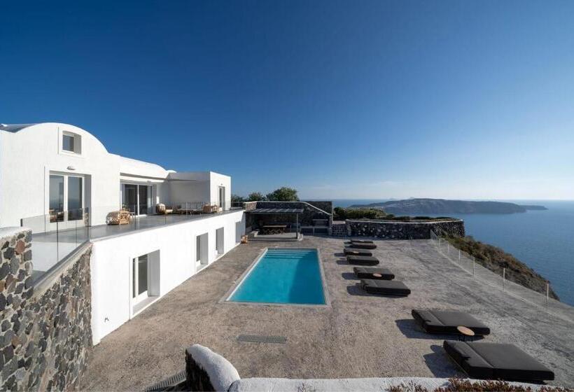 غرفة قياسية مزوَّدة بجاكوزي مطلة على البحر, Vedema, A Luxury Collection Resort, Santorini