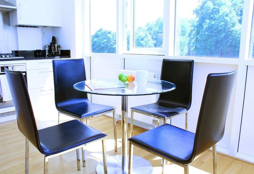 Апартаменты 3 Спальни, Camden Market Apartments