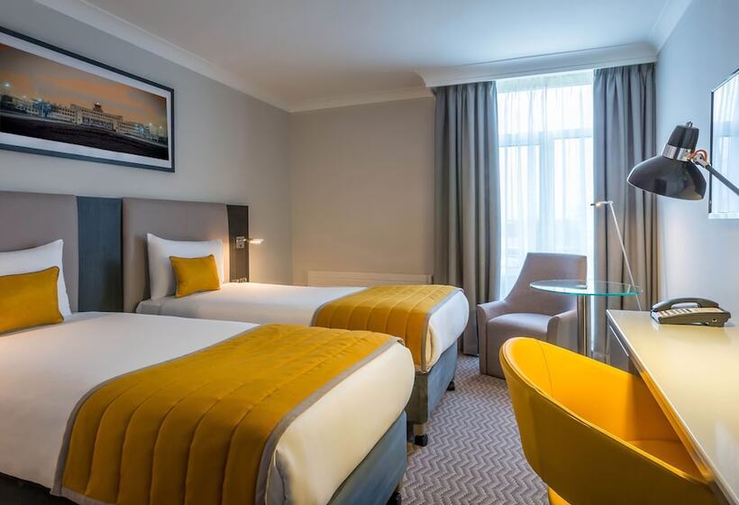 스탠다드 룸, Maldron Hotel Pearse Street Dublin City