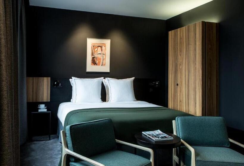 Номер Deluxe, Louvrelens  Esprit De France