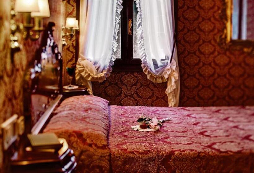 اتاق استاندارد, Antica Locanda Sturion Residenza D Epoca