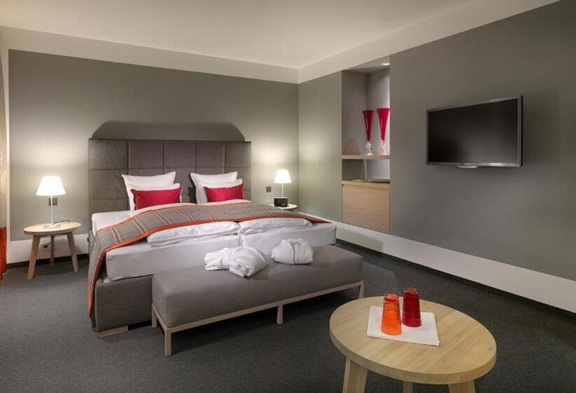 Полулюкс с Видом, Dolomitengolf Suites
