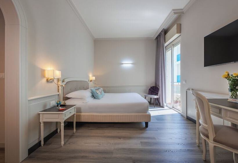 سوییت جونیور, Parco Dei Principi Boutique