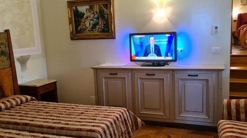Номер Стандарт Трехместный, Villa Stucky