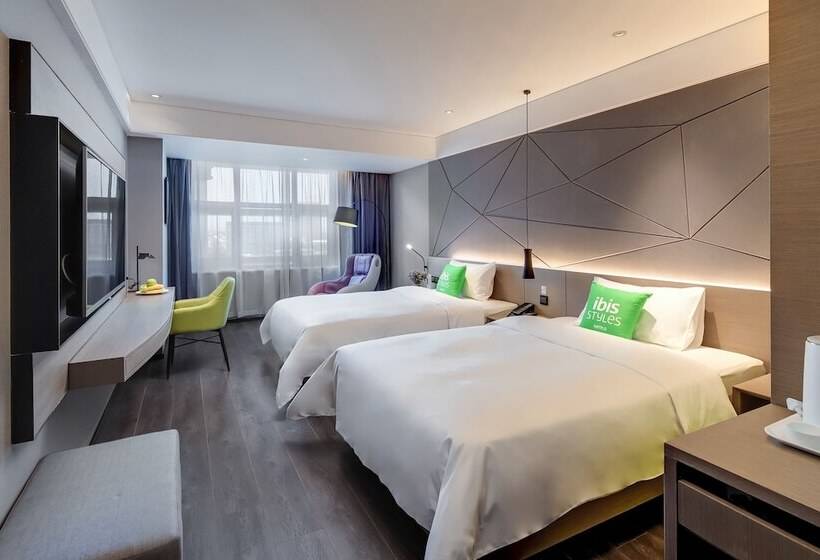 Номер Superior, Ibis Styles Hotel Nanjing South Railway Station North Square