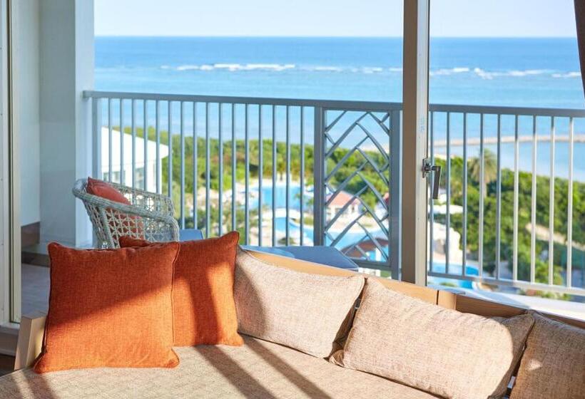 Номер Deluxe, Ana Intercontinental Ishigaki Resort, An Ihg
