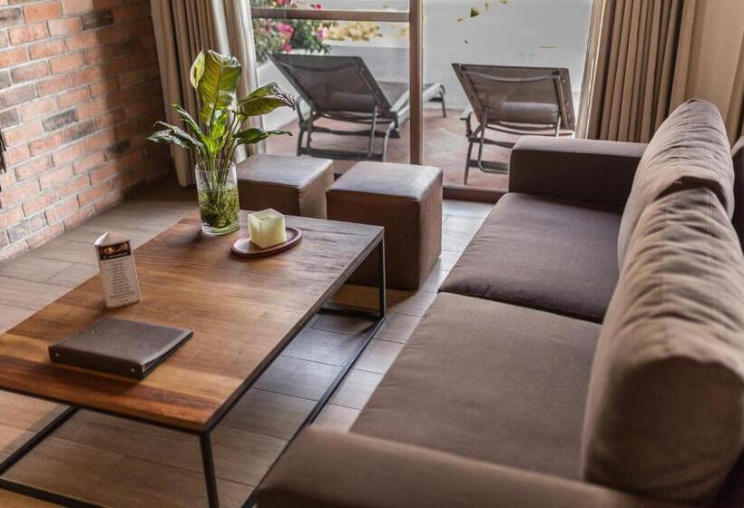 سوییت سوپریور, Avandaro Golf & Spa Resort