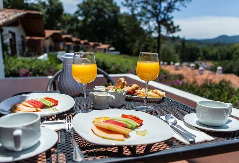 سوییت جونیور, Avandaro Golf & Spa Resort