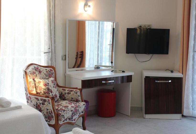 اتاق استاندارد سه نفره, Cilek Butik Otel