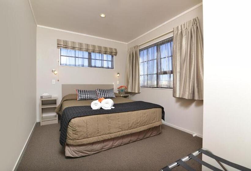 2침실 패밀리 아파트, Knightsbridge Court Motor Lodge