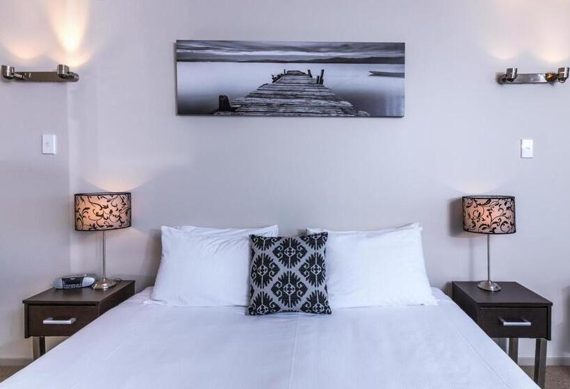 Студио Стандарт Кровать Кинг, Twin Peaks Lakeside Inn